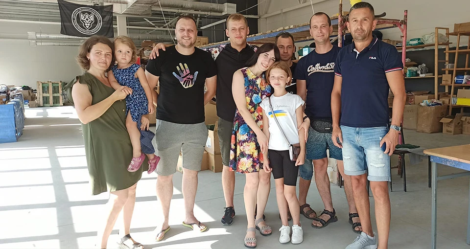 Софія Донскова і волонтери