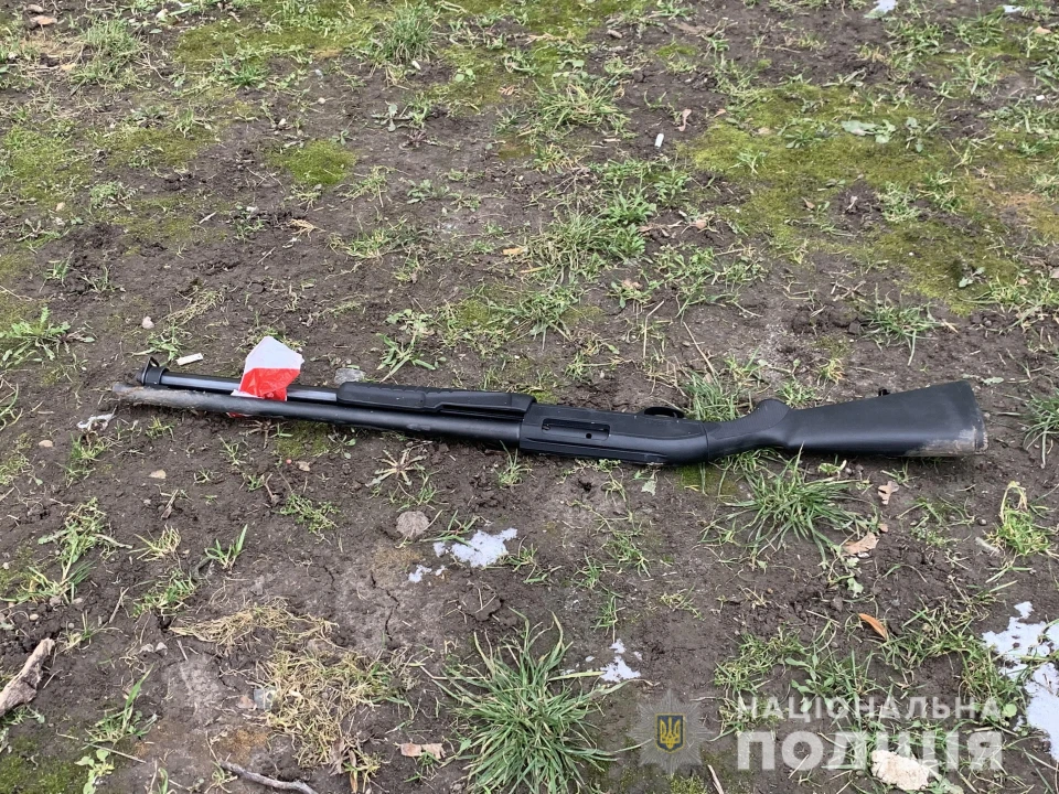 Рушниця, з якої вбили 2 чоловіків