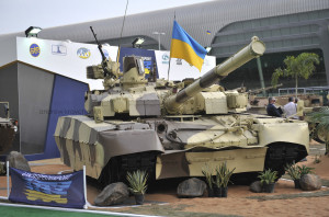танк «Оплот» на Міжнародній виставці IDEX-2011 в Абу-Дабі (ОАЕ)