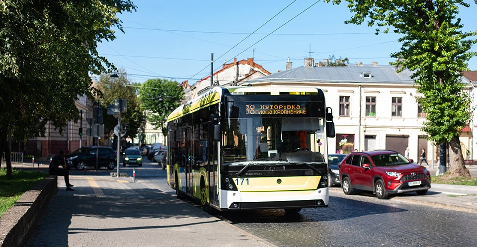 Тролейбус №38 у Львові