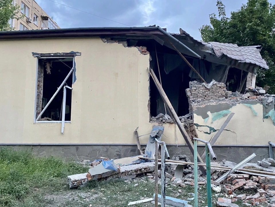 Обстріляний росіянами будинок на Дніпропетровщині