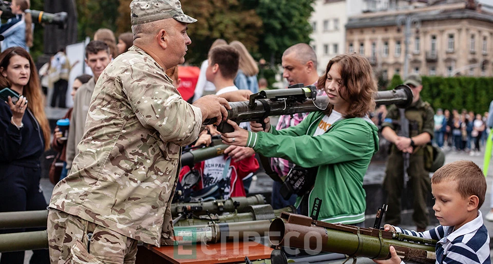 Зброя перемоги, виставка у Львові