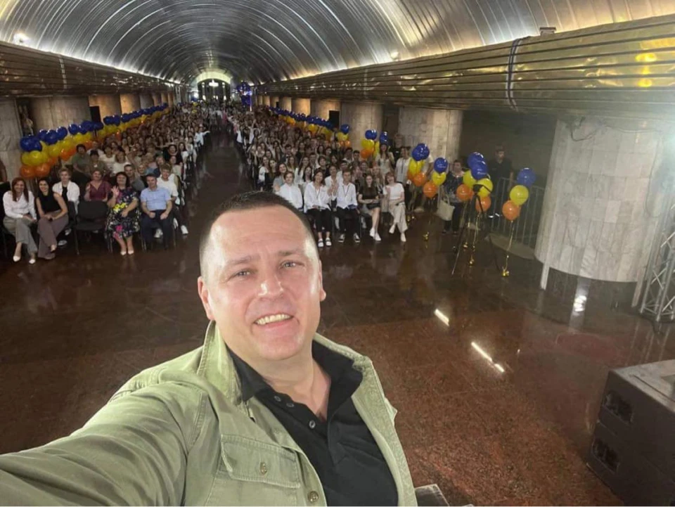 Церемонія для випускників шкіл у Дніпрі