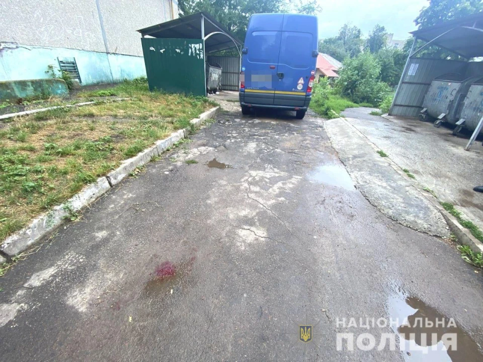 Мікроавтобус