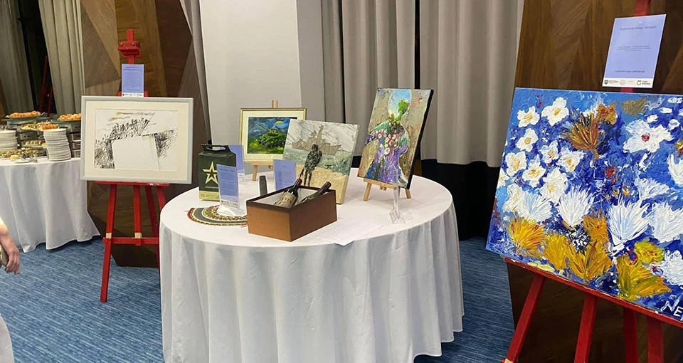 благодійний аукціон