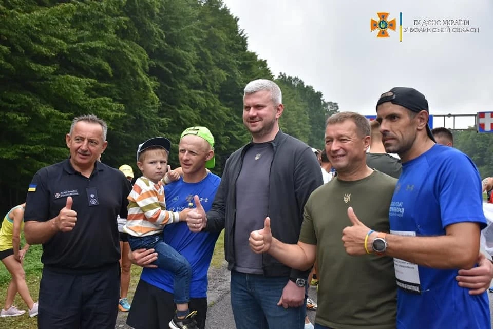 ультрамарафонці