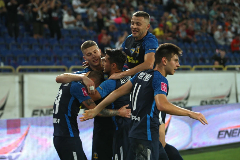 "Дніпро-1"