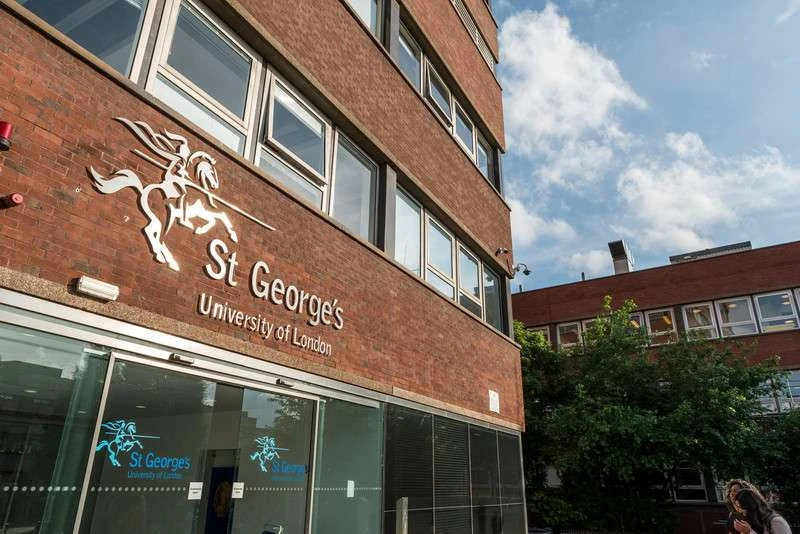 Університет Святого Георга у Лондоні