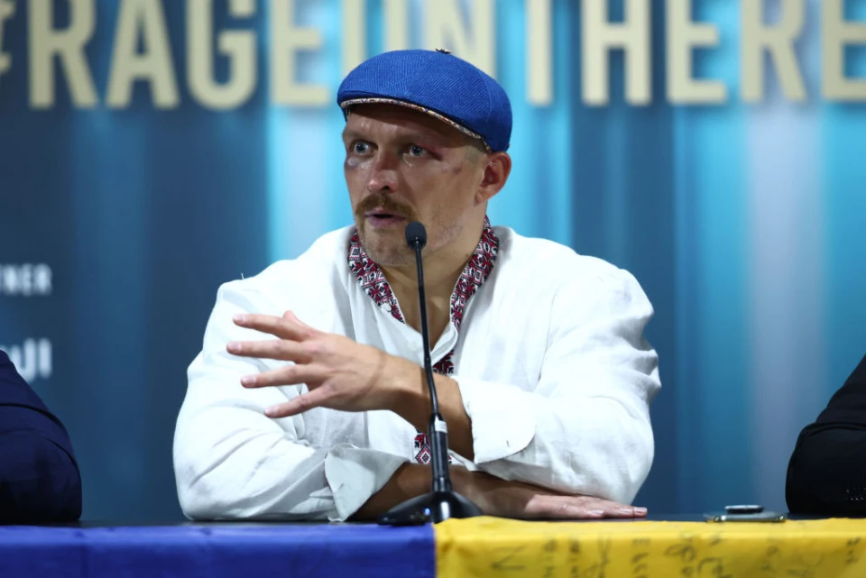 Олександр Усик