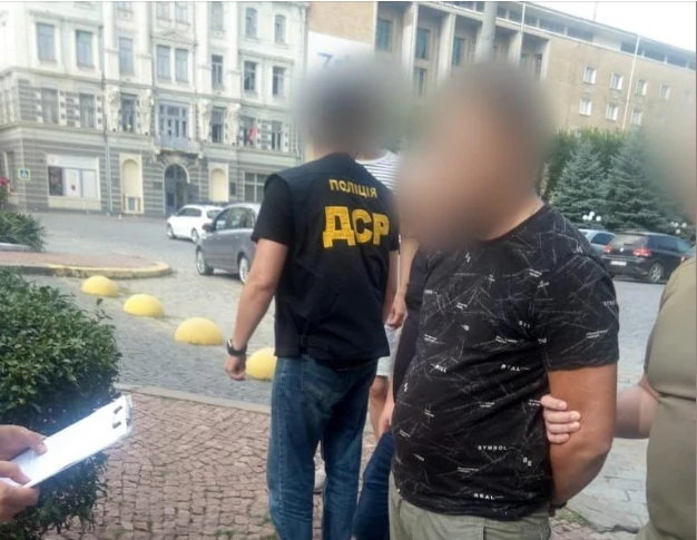 ухилянти