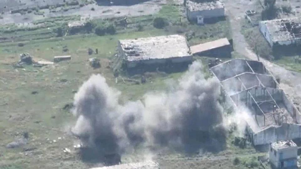 Українські захисники знищили на Донецькому напрямку близько 30 окупантів і підбили ворожий танк