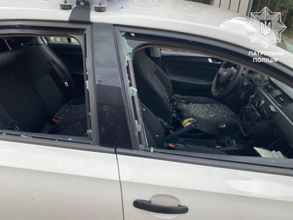 У Львові чоловік кинув гранату в автомобіль поліції