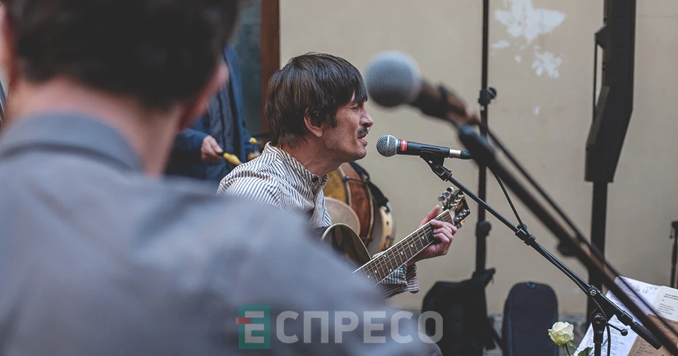 закапелок Марека Іващишина, відкриття до уродин