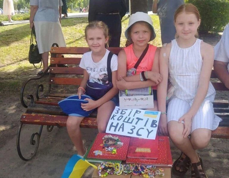 Діти-волонтери з Яворівщини