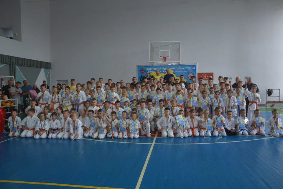 благодійний чемпіонат з карате
