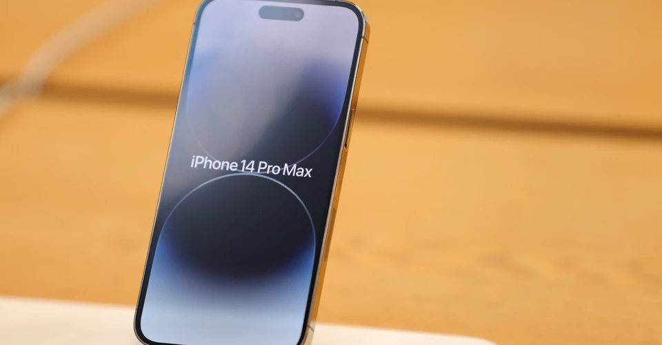 iPhone 14