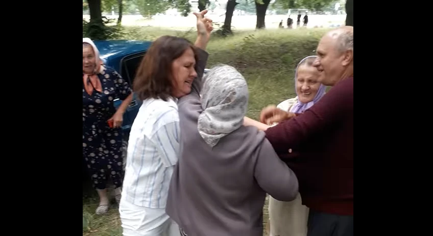 Представники УПЦ МП побили волонтерку
