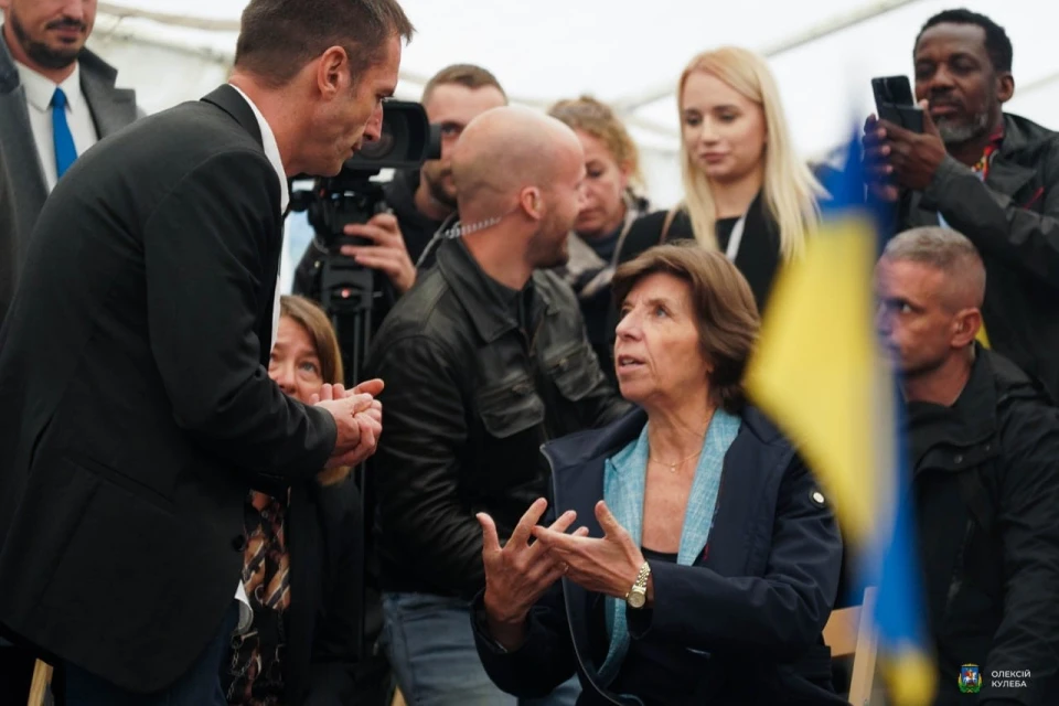 До Гостомеля приїхали уповноважені французи