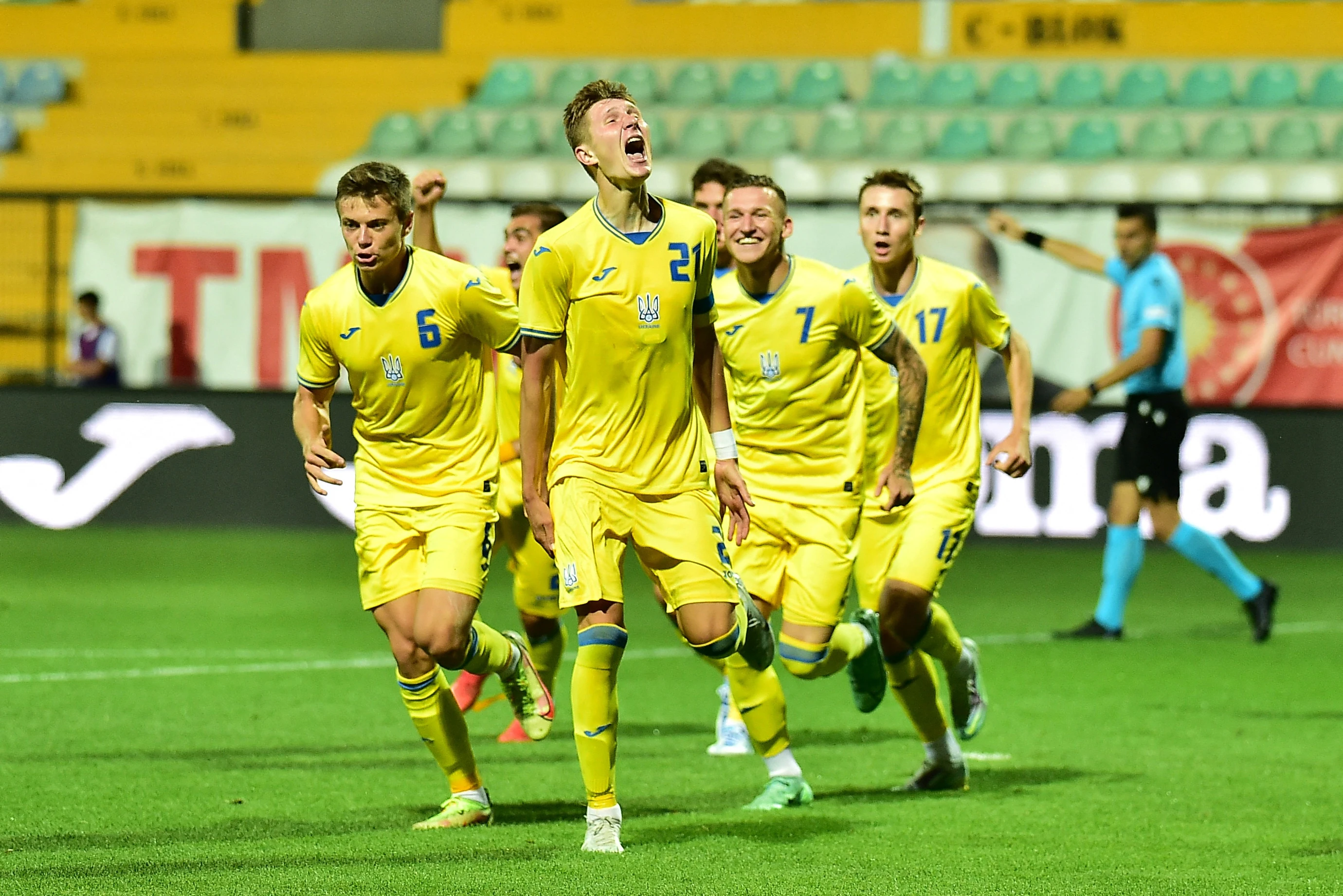 Збірна України U-21, молодіжна збірна України з футболу