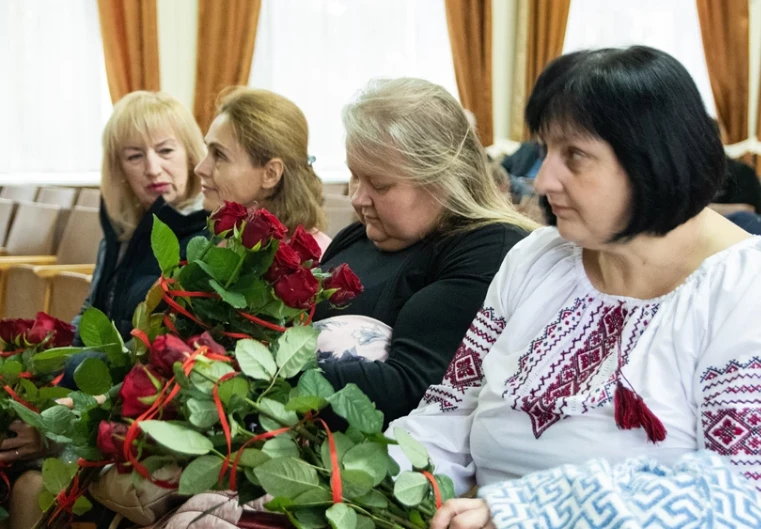 Троє жінок з Дрогобиччини отримали почесне звання "Мати-героїня"
