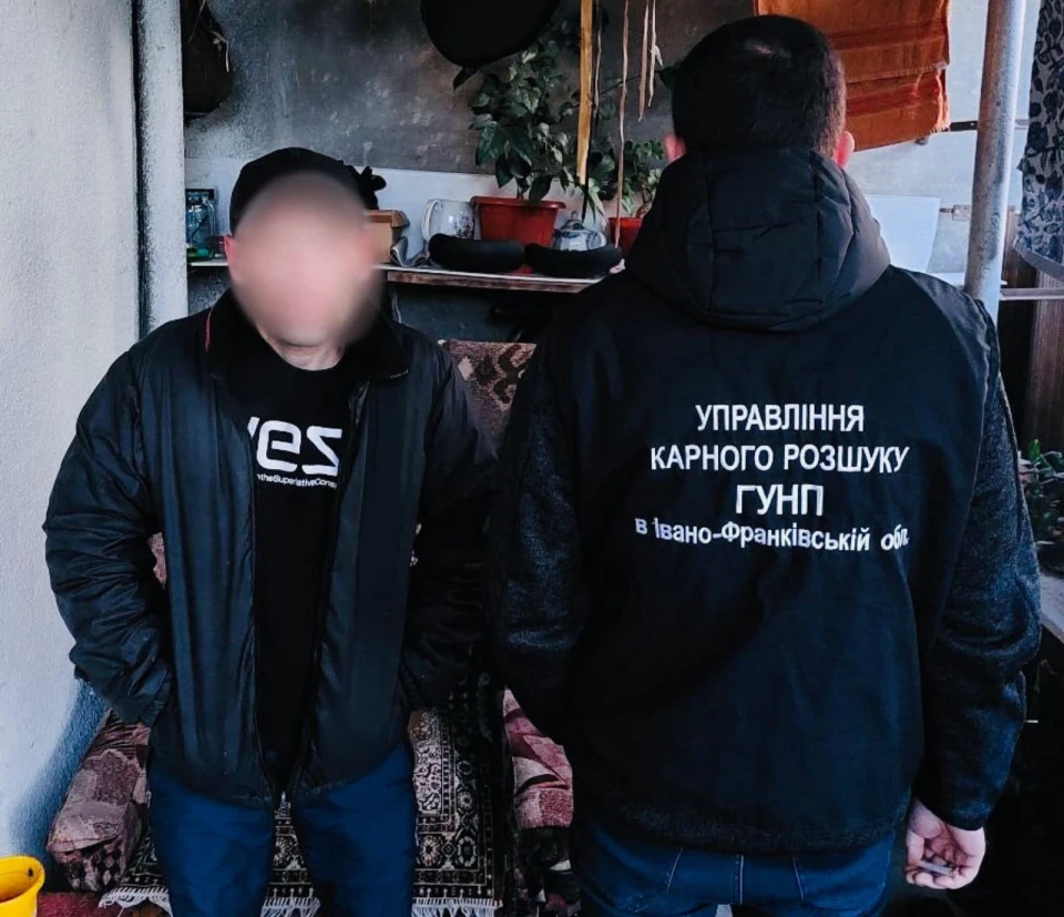 На Франківщині поліція затримала двох серійних крадіїв