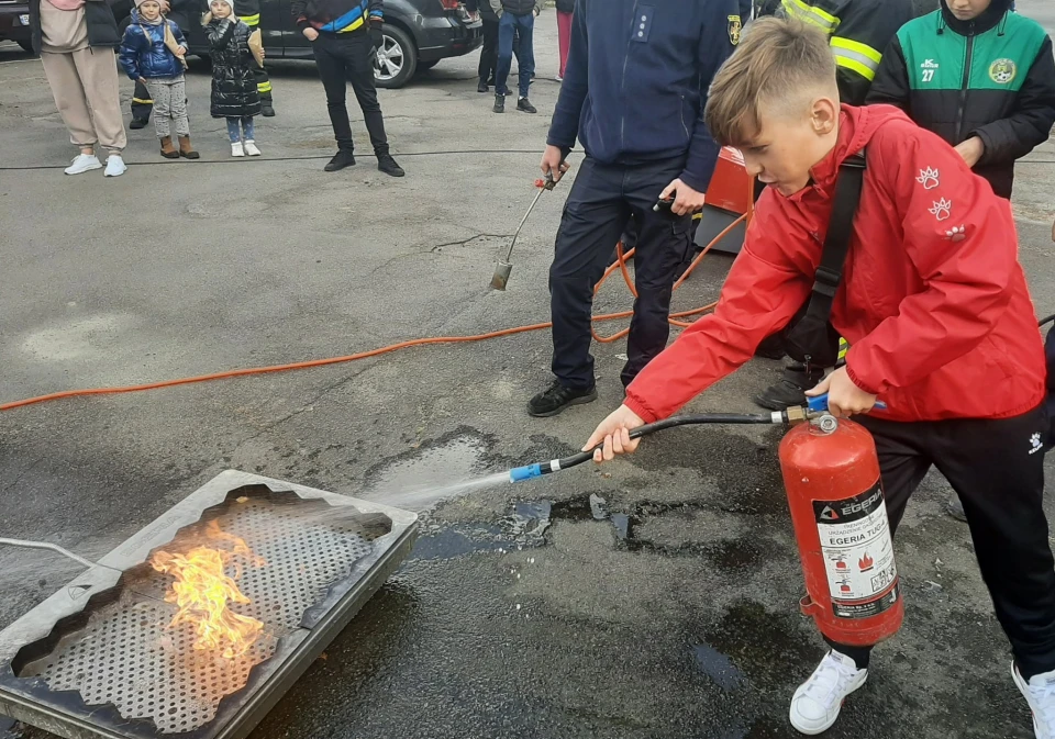 Майстер-клас від рятувальників