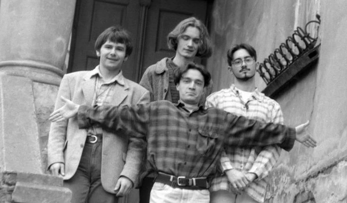 На фото: Океан Ельзи, 1996 рік