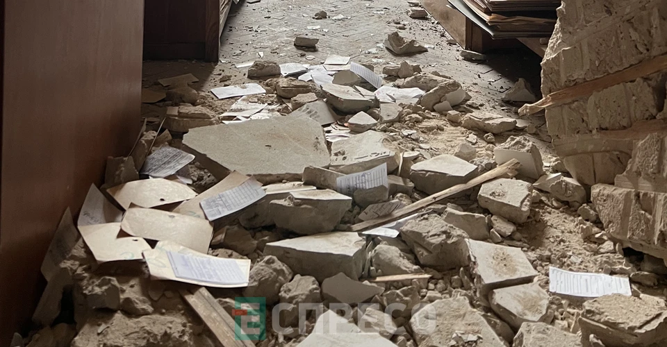 Наукова бібліотека ім. М. Максимовича у Києві. Наслідки ракетного удару РФ 10.10.22