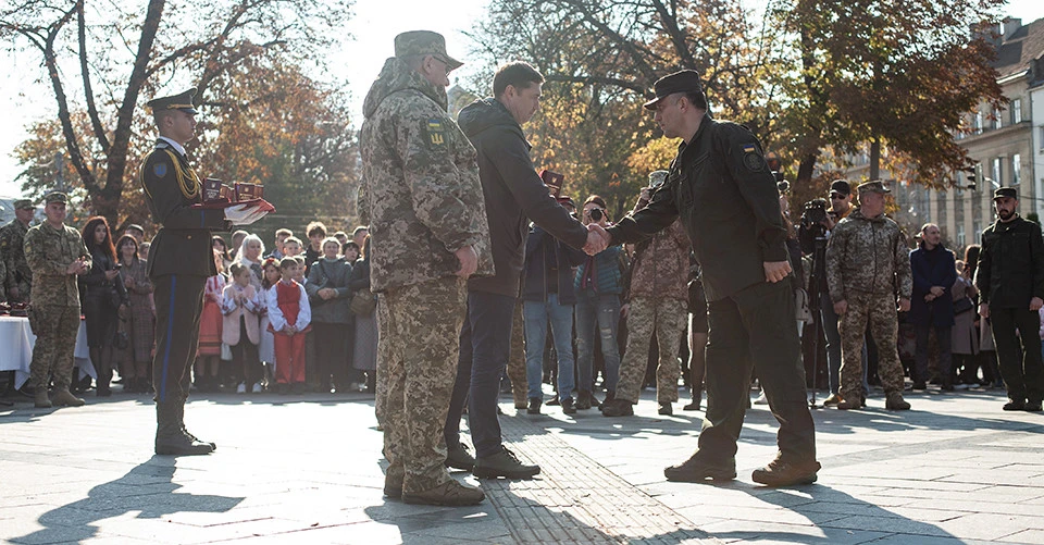 Нагородження відзнаками у Львові до Дня захисників та захисниць