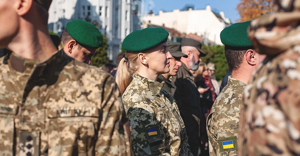 Нагородження відзнаками у Львові до Дня захисників та захисниць