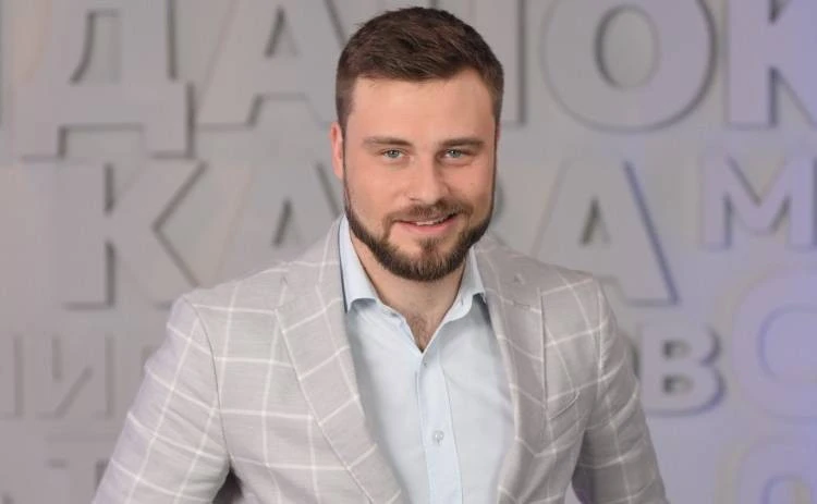 На фото: телеведучий Єгор Гордєєв
