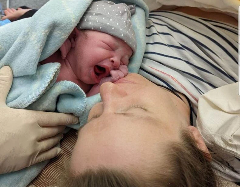 Немовлята