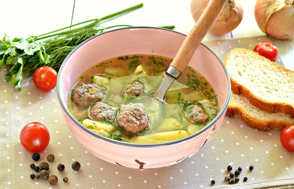 Рецепт супу з фрикадельками