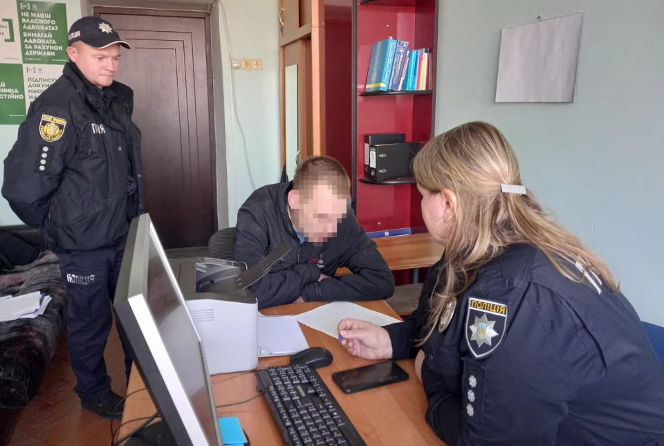 У Червонограді чоловік викрав гаманці продавчинь