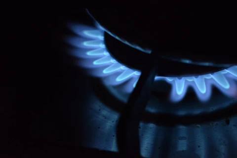 на фото: газова плита