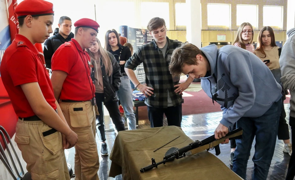 військова підготовка у школах РФ