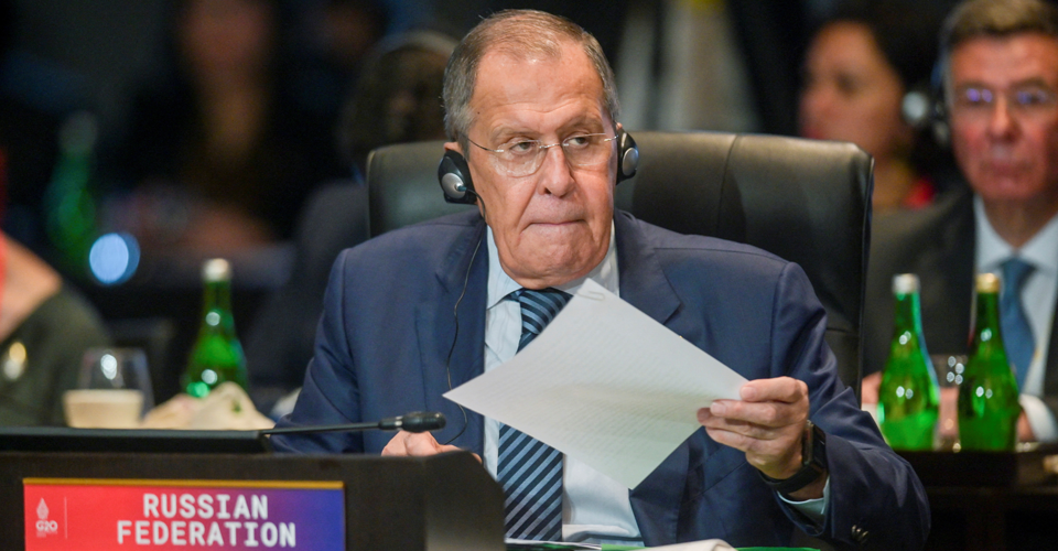 Лавров про дипломатію: РФ прагне досягти цілей "СВО" мирним шляхом