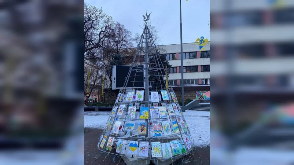 ялинка у Франківську