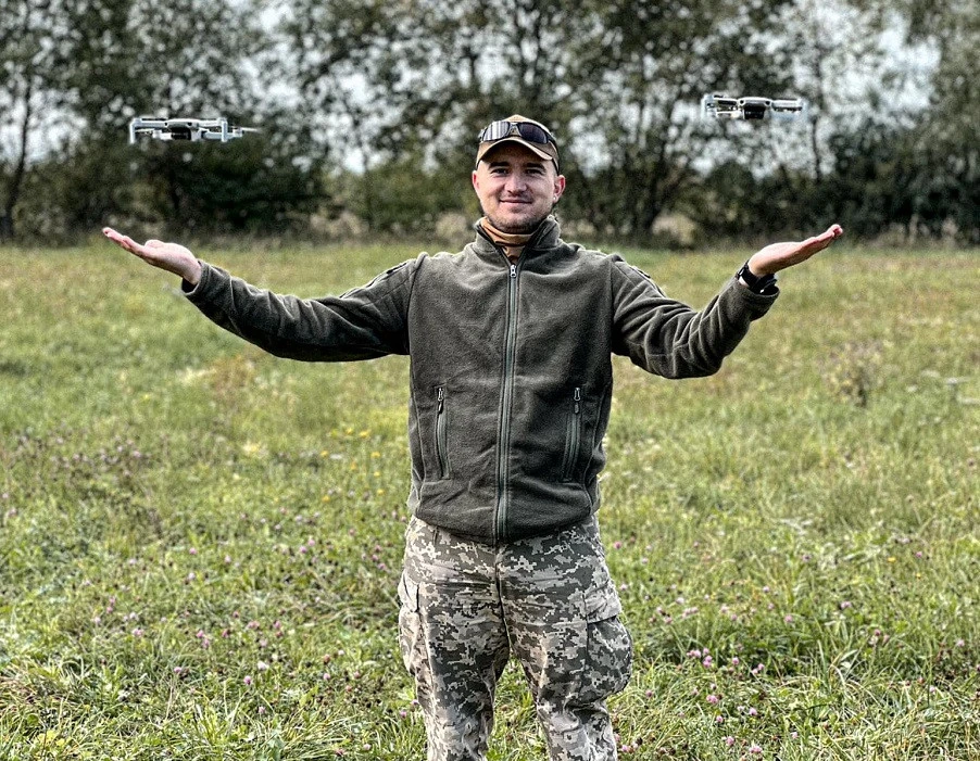 Як військовий з Львівщини воює з росіянами та розвиває власну справу