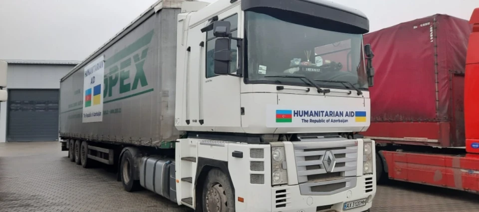 Україна отримала від Азербайджану 95 трансформаторів і генераторів