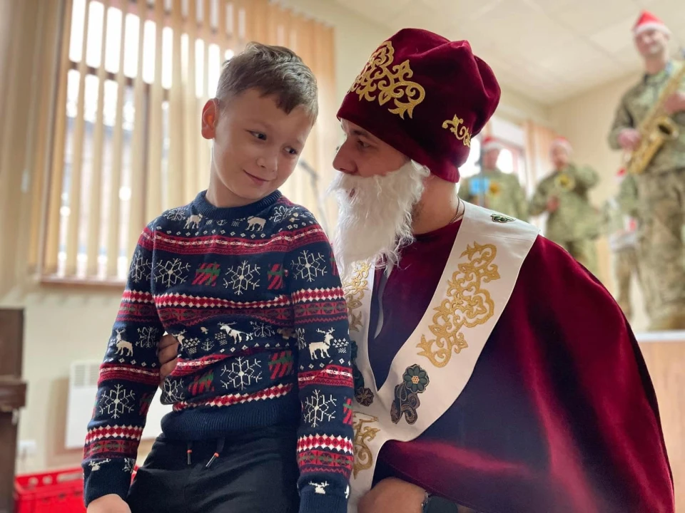 помічники св. Миколая