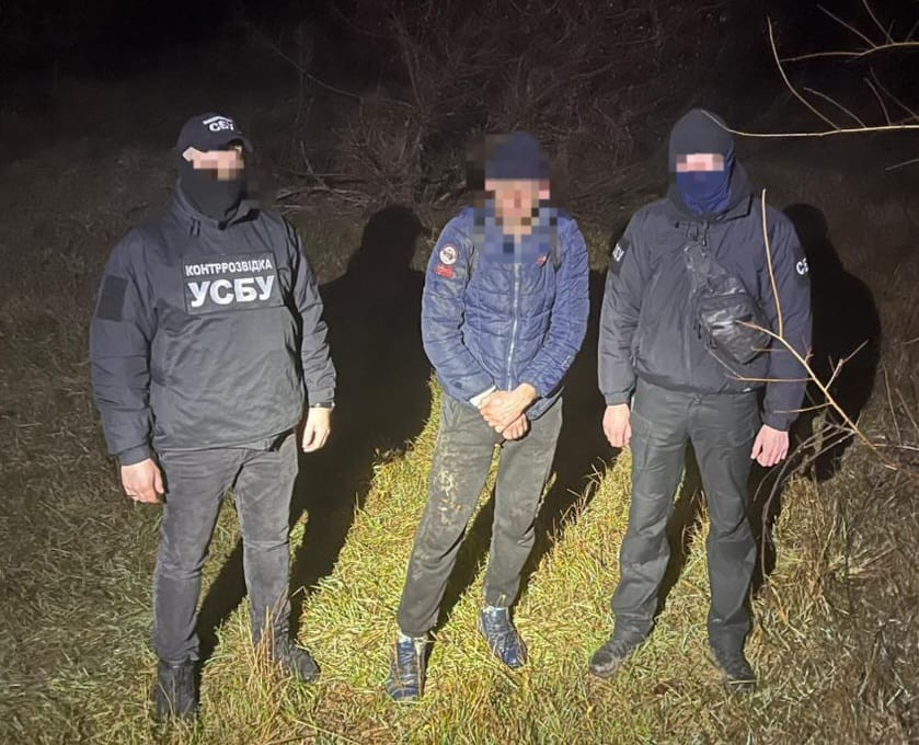 На Рівненщині накрили "сімейний бізнес"з переправляння укилянтів за кордон