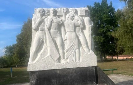 пам'ятник у с. Пушкіно