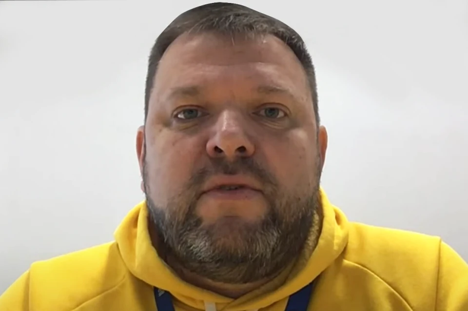 на фото Костянтин Сотніков