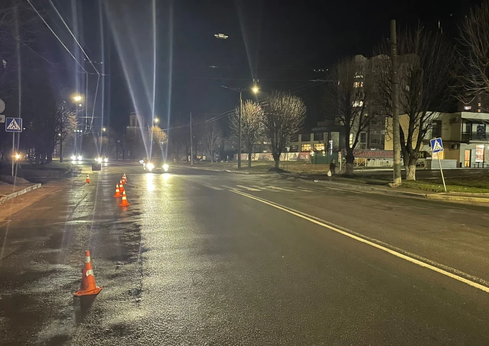 У Луцьку водій авто збив пішохода і втік
