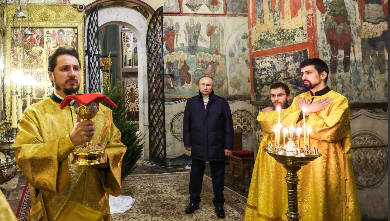 Персональна різдвяна літургія для Путіна