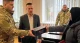 Галина Войтович передає тепловізор прикордонникам