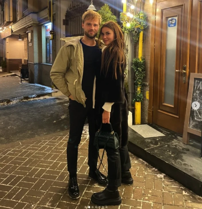 На фото: "Холостяк" Алекс Топольський та Катерина Лозовицька