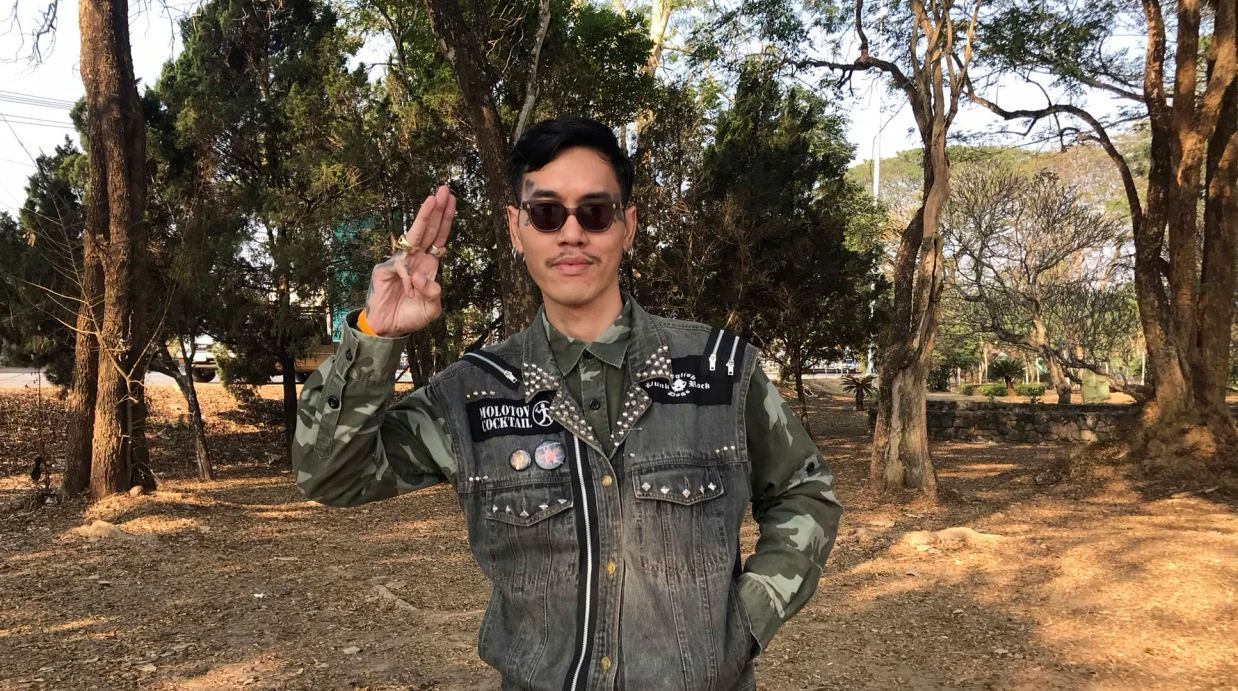 Таїландського активіста засудили до 28 років за критику монархії
