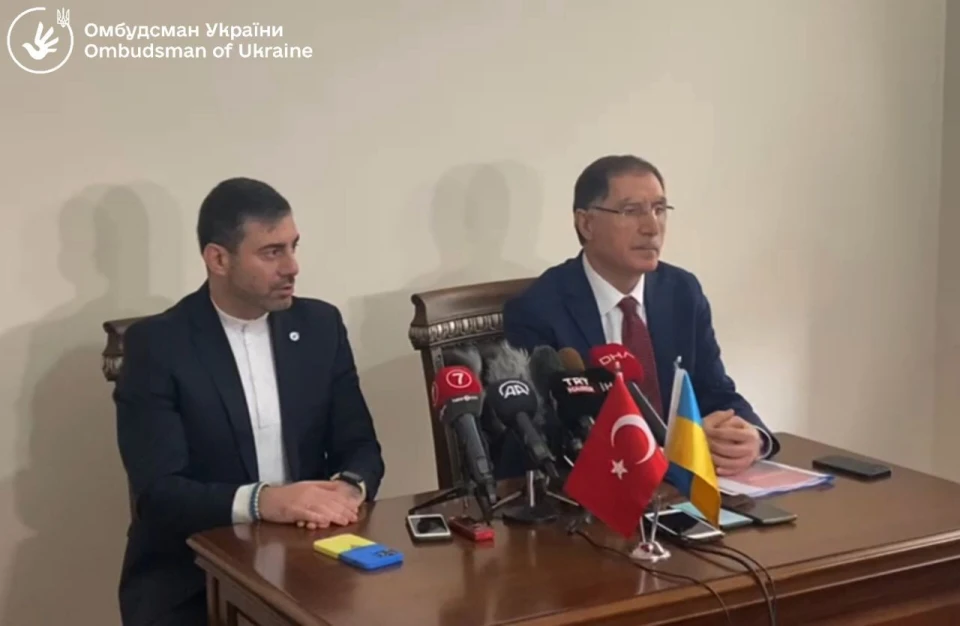 на фото Дмитро Лубінець і Шереф Малкоч